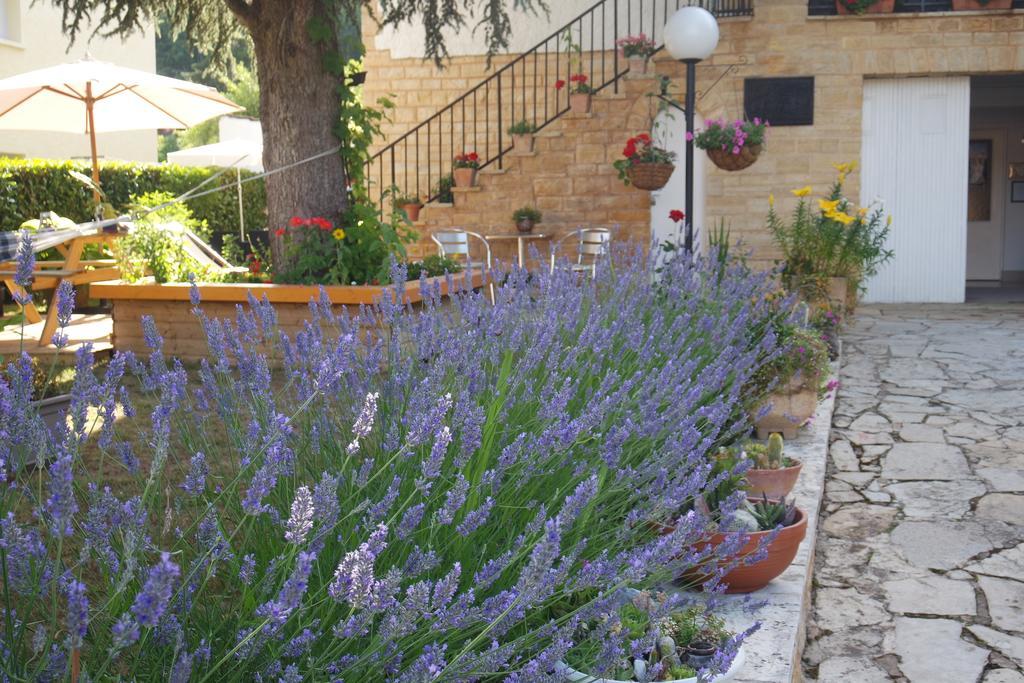 Espere Le Balcon Des Jasses Bed & Breakfast エクステリア 写真